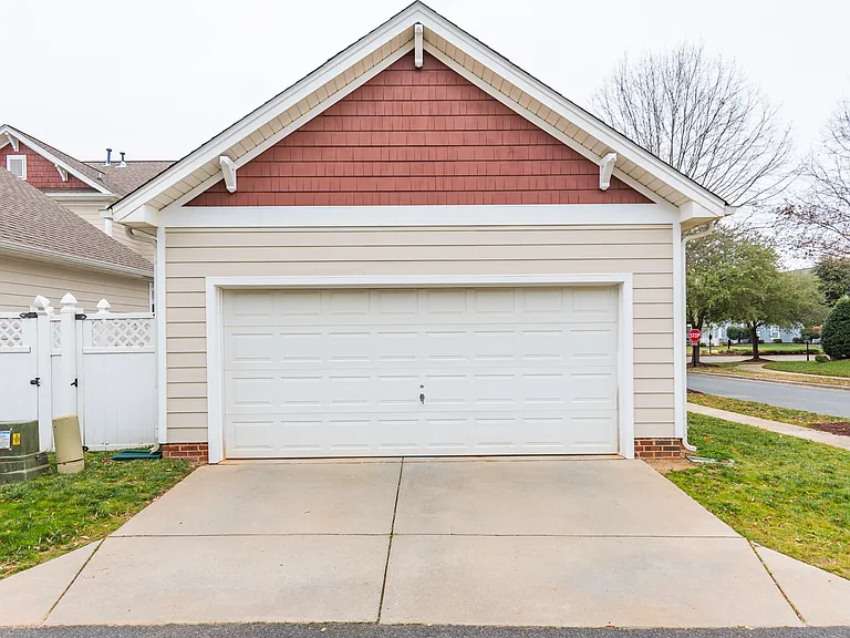 2301 Bonterra Blvd — Photo 4