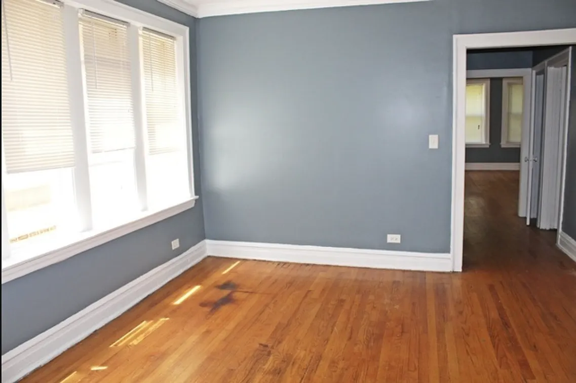 7427 South Chappel Avenue - 3 — Photo 3