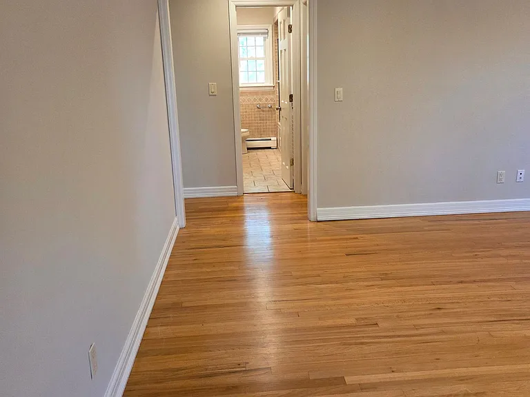 72 Prospect St #2 — Photo 9