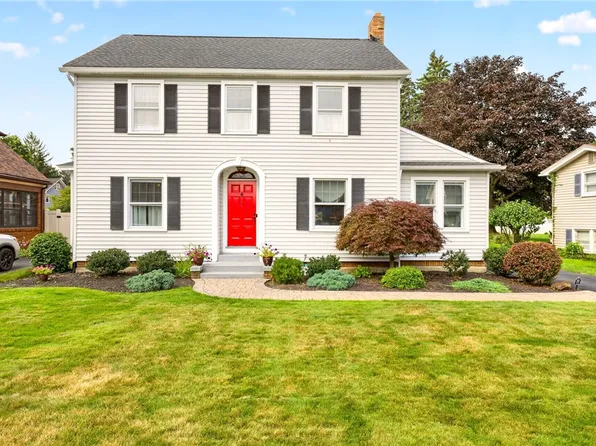151 Thomas Ave, Rochester, NY 14617