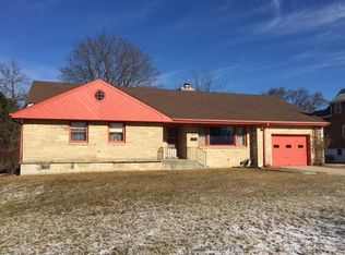 1504 Marquette Ave, South Milwaukee, WI 53172