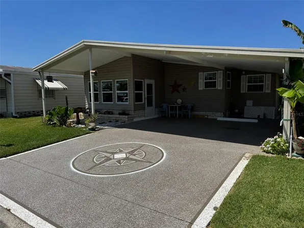 3111 Great Oak St, Wesley Chapel, FL 33543