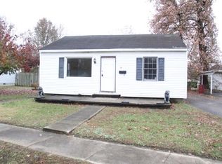 1154 Midway Ct, Marion, IL 62959