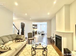 288 Raymond Rd #288, Hamilton, ON L9K0H8