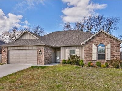 1229 S Blue Willow Ave, Fayetteville, AR, 72701