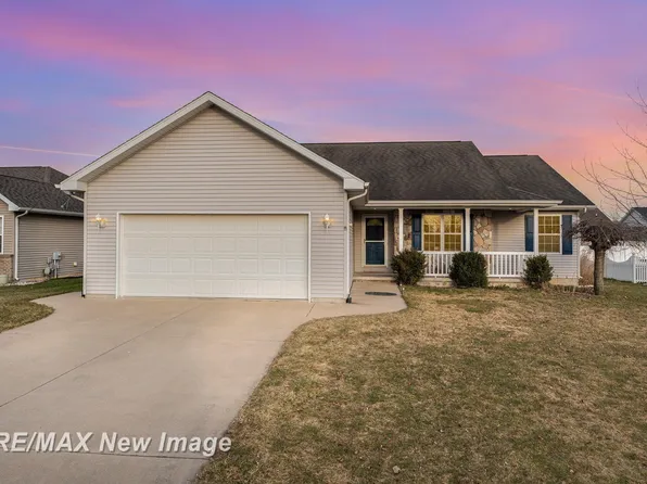 8422 Goldfinch Dr, Freeland, MI 48623