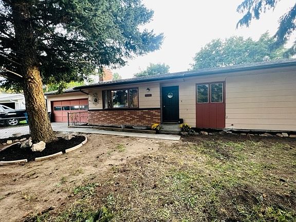 2nd image of 4409 Barbara Ln