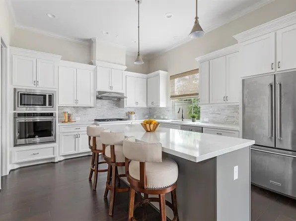 1936 Carrollton Mill Dr, Spring, TX 77380