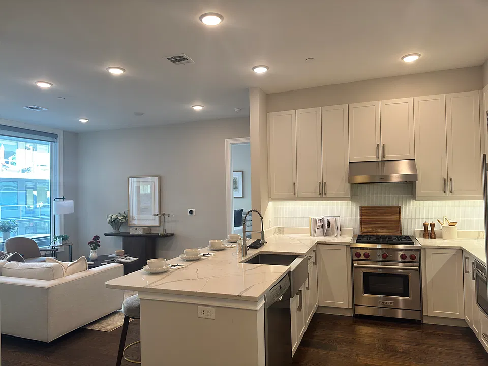 3 Somerset Ln