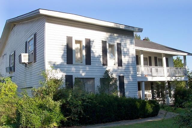 1st image of 1301 S Louise St