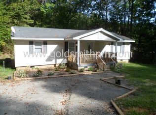 192 Woodland Rd, Marietta, SC 29661