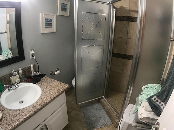 3rd image of 6634 1/2 Fairfield St