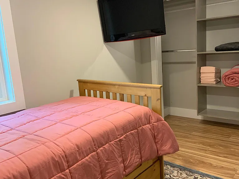 22 Maple St — Photo 19