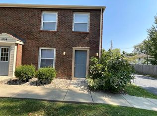 1808-2 Jamestown Rd, Belleville, IL 62226