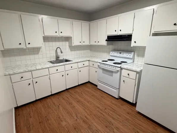 8 Medford St APT 2F, Somerville, MA 02143