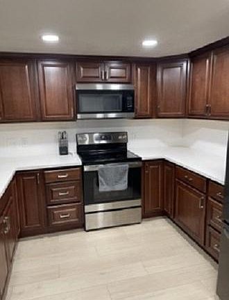 5th image of 5075 E Bremer Ave