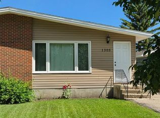 1305 Park Ave, Weyburn, SK S4H0K7