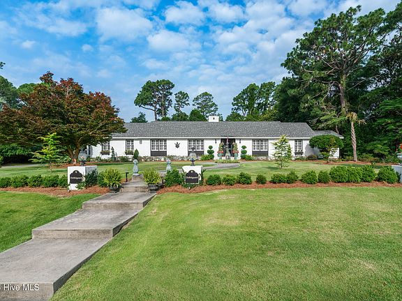 2nd image of 2228 Parham Drive