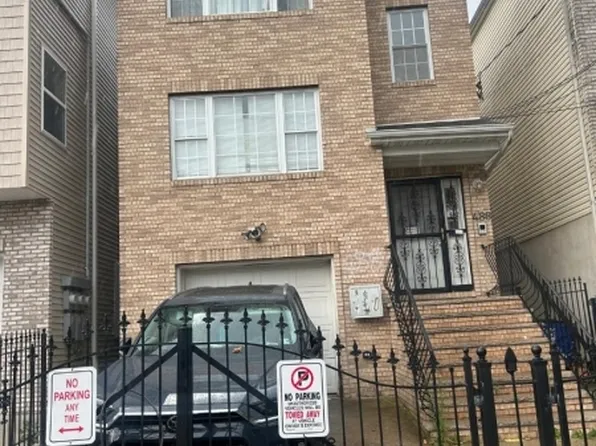 488 S 19th St, Newark, NJ 07103