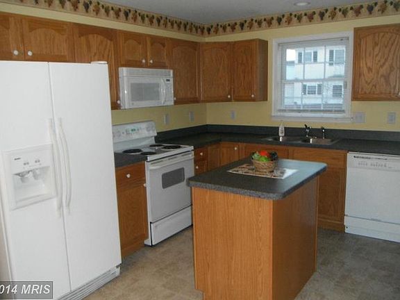4th image of 56 Fiser Ln