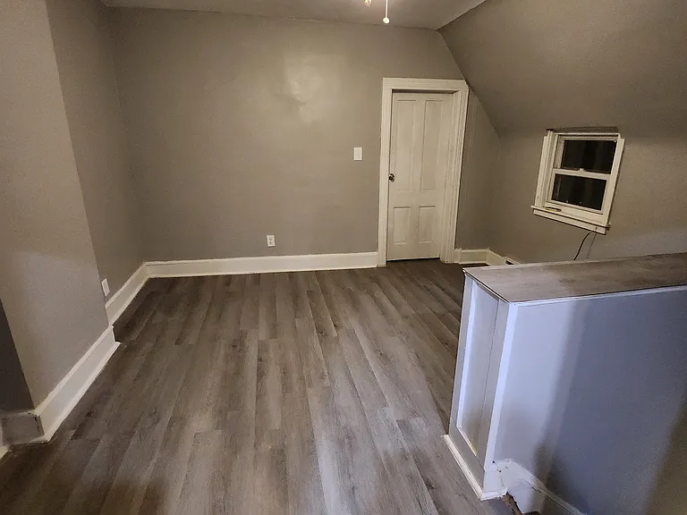 24-26 Carey Ave #26-3 — Photo 7