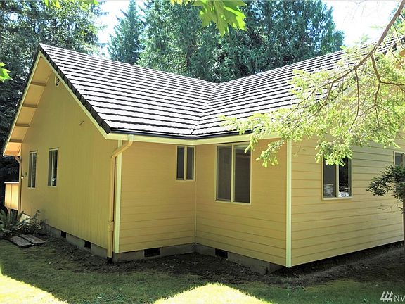 3rd image of 110 Warbler Ln