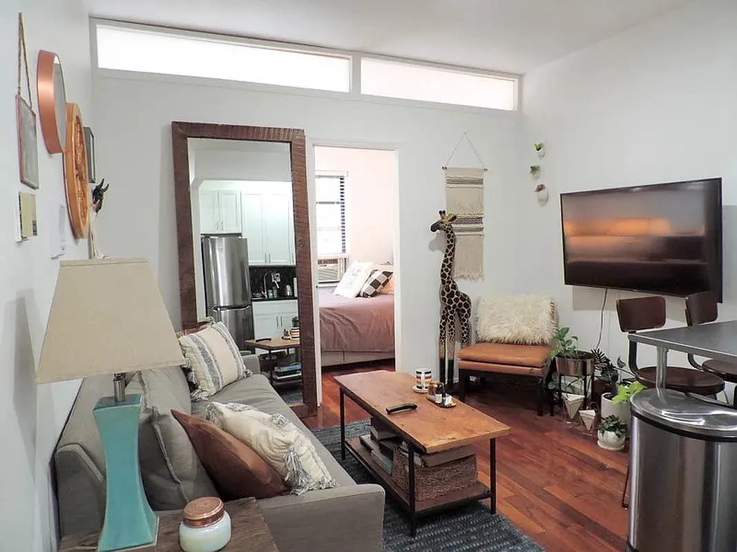 134 Allen Street — Photo 2