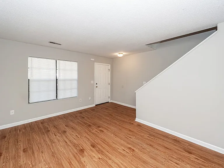 296A Fleming Rd — Photo 44