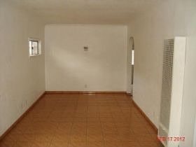 2nd image of 1043 W 65th Pl