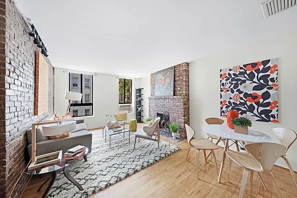 Sold by Compass | media 2