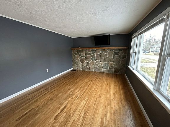2nd image of 175 Bollinger Dr #A