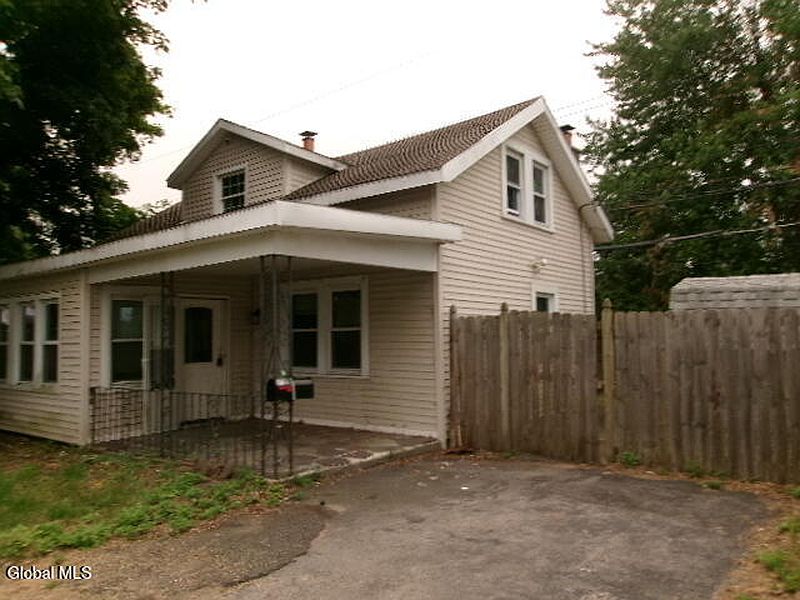 3rd image of 78 Oakdale Avenue