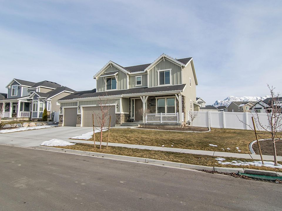 1st image of 2866 N Parkridge Dr