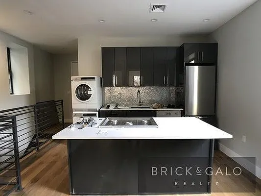 Rented by BRICK & GALO REALTY CORP | media 36