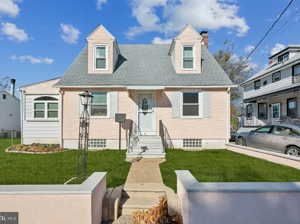 15 N Lane Ave, Gloucester City, NJ 08030