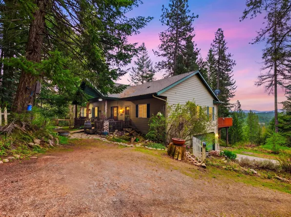 17461 N Right Fork Rd, Hauser, ID 83854
