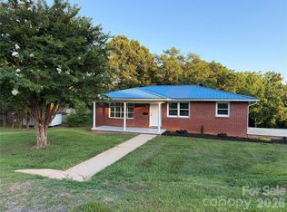 228 Roberson Rd, Forest City, NC 28043