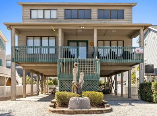 210 E 2nd St, Ocean Isle Beach, NC 28469