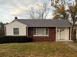 2230 Hillsdale Dr, Jefferson City, MO 65109