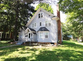 133 N Elizabeth St, Bellevue, MI 49021