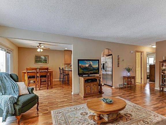 3rd image of 20978 Jenkins St NE