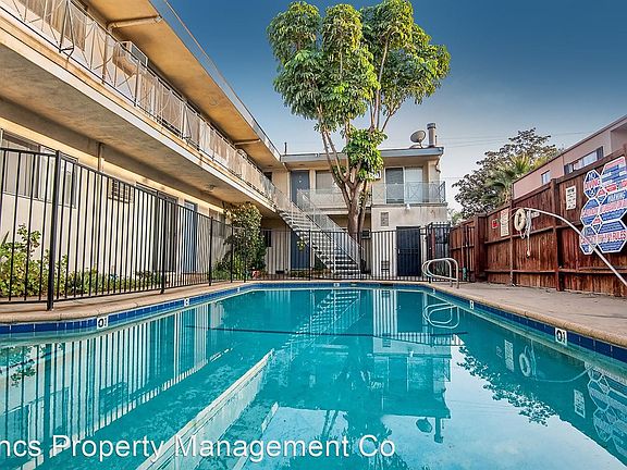 3rd image of 14677 Rayen St APT 06