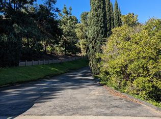 1817 Voluntary Rd, Vista, CA 92084