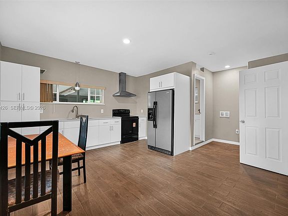 2nd image of 81 NW 41st St #1