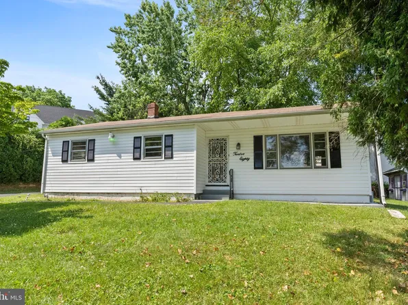 1280 Supplee Ln, Conshohocken, PA 19428