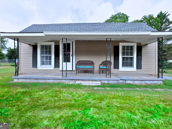 14 Walnut St, Aragon, GA 30104