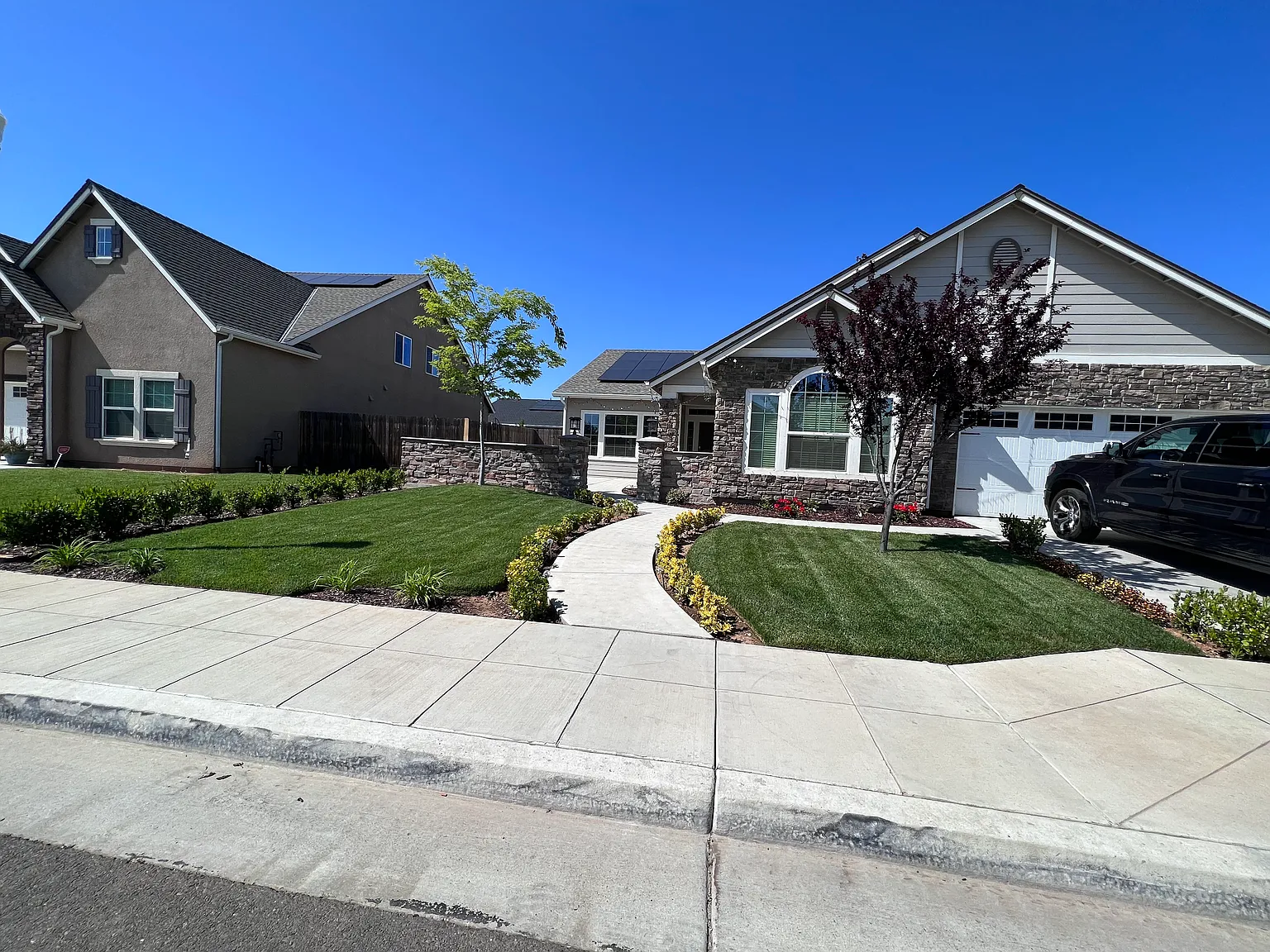 4 bed, 2257 sqft, $3,650 — Photo 1