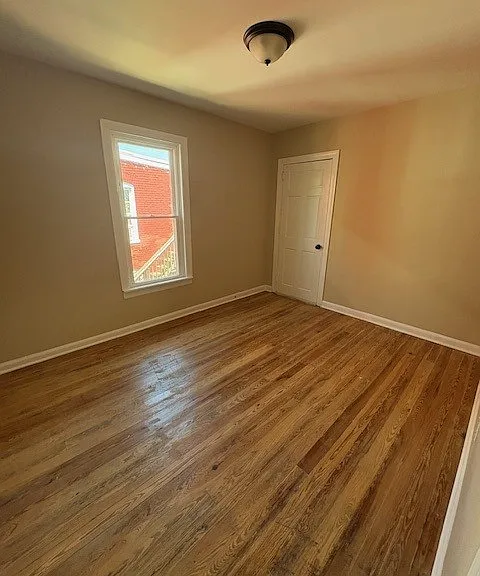 314 Westside Ave — Photo 9
