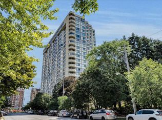5444 Yonge St #902, Toronto, ON M2N 6J4
