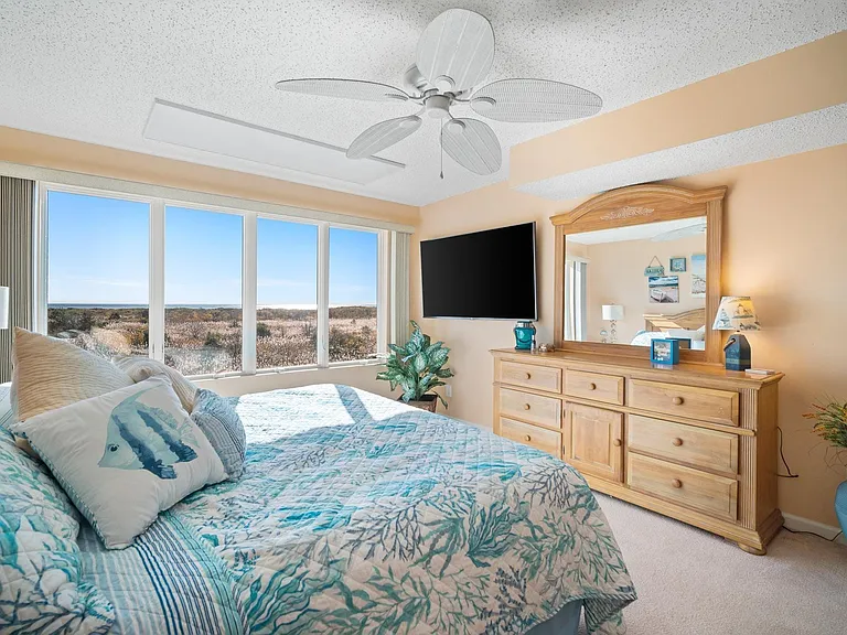 4600 W Brigantine Ave #403 — Photo 19